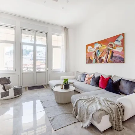 Daire Skyline Serenity Retreat @vaci Famous Street