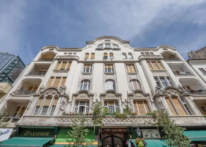 Apartament Skyline Serenity Retreat @vaci Famous Street